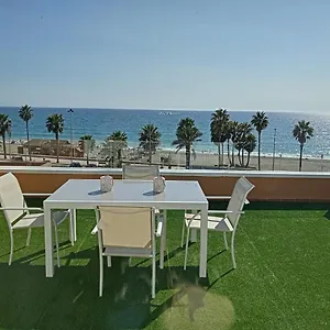 Apartamento Coqueto Estudio-ático En Primera Línea De Playa Con Preciosas Vistas Al Mar, Almería
